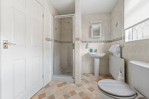 Photo 25- click for photo gallery